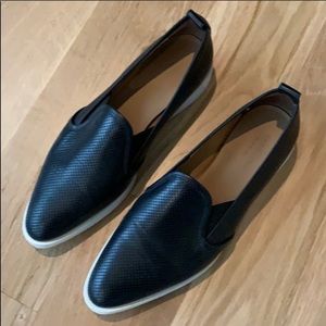 Everlane Street Shoe